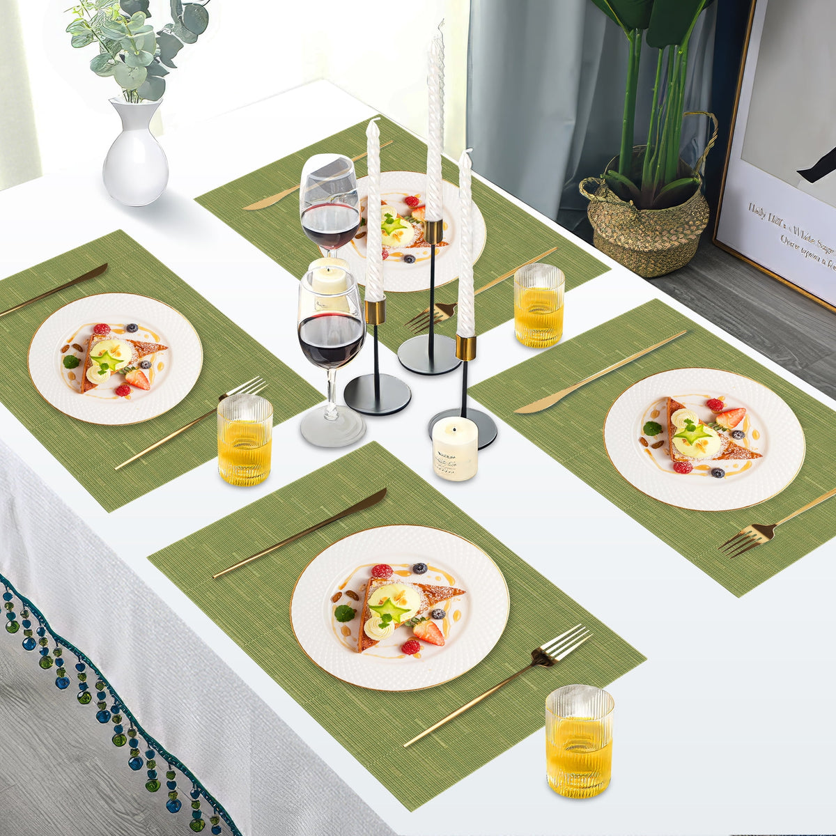 VCVCOO Navy Blue Placemats Set of 4 - Easy Clean Washable PVC Vinyl Placemats - Wipeable Heat Resistant Woven Table Mats for Dining Table - 12x18 inch