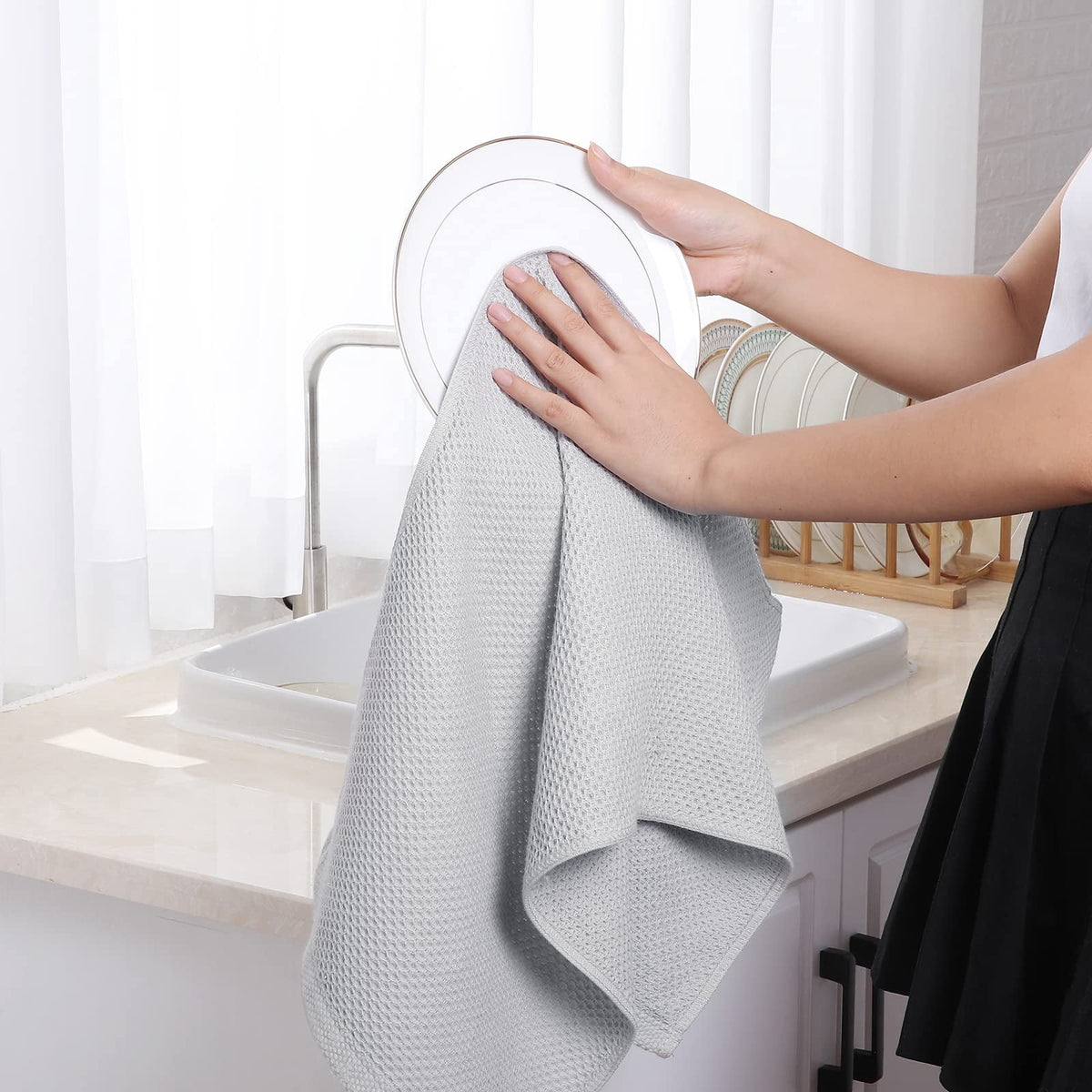 Smiry 100% Cotton Waffle Weave Kitchen Dish Towels, Ultra Soft Absorbent Quick Drying Cleaning Towel, 13x28 Inches, 4-Pack, Dark Grey