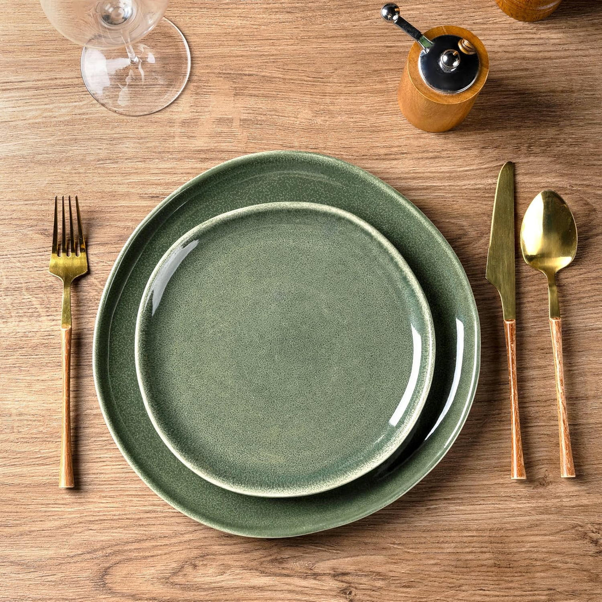 AmorArc Ceramic Dinner Plates Set of 6,10.5 Inch Handmade Reactive Glaze Stoneware Plates,Large Rustic Shape Dinnerware Dish Set for Kitchen, Microwave & Dishwasher Safe,Scratch Resistant-Pearl White