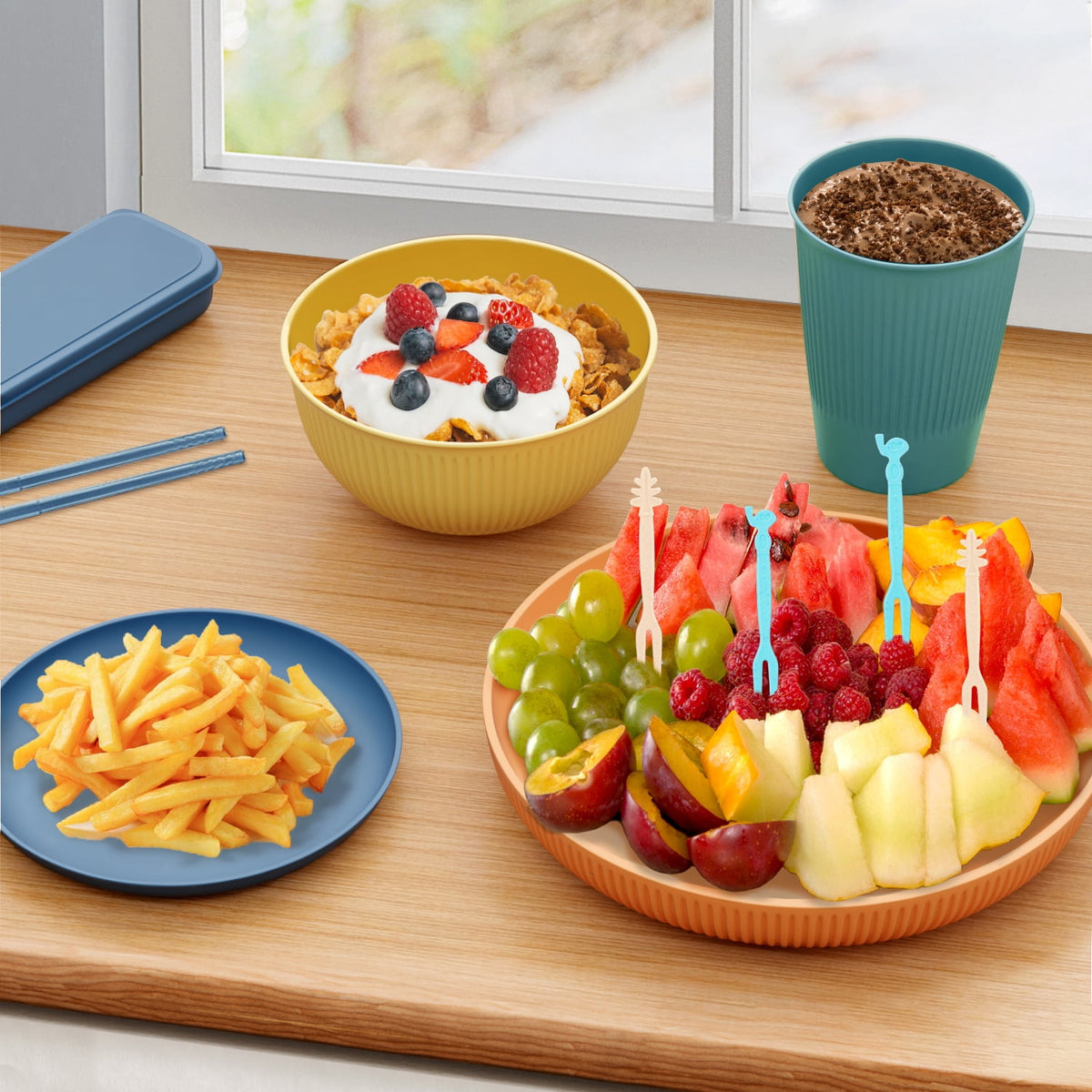 TINANA Wheat Straw Dinnerware Set, Service for 4, 48 PCS Unbreakable Plastic Plates and Bowls Sets, Dishwasher Microwave Safe, Black