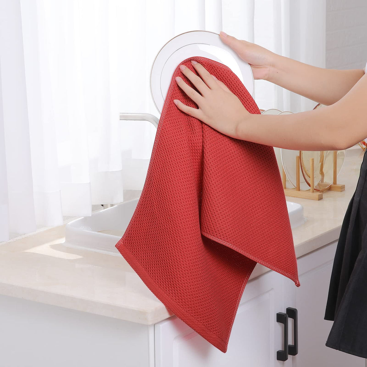 Smiry 100% Cotton Waffle Weave Kitchen Dish Towels, Ultra Soft Absorbent Quick Drying Cleaning Towel, 13x28 Inches, 4-Pack, Dark Grey